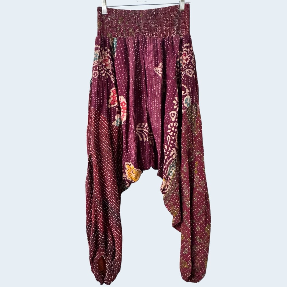 Beautiful Bohemian Kantha Bae everyday harem pants. OG without tie.